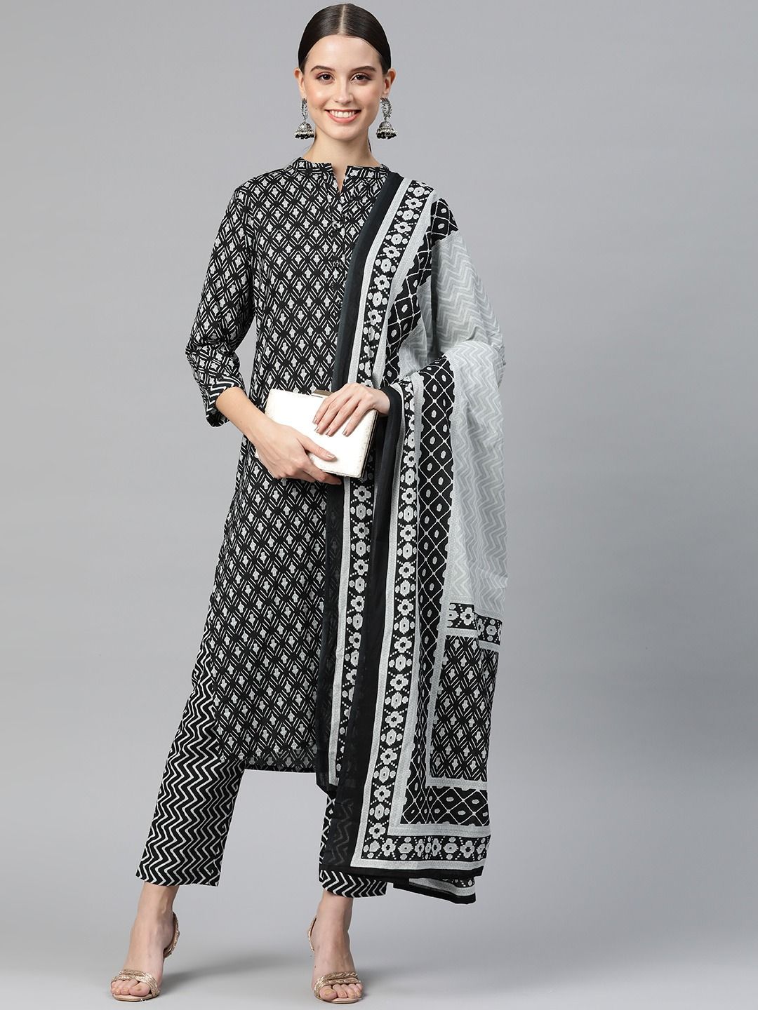 Straight Style Cotton Fabric Black Color Kurta With Bottom & Dupatta - Image 3