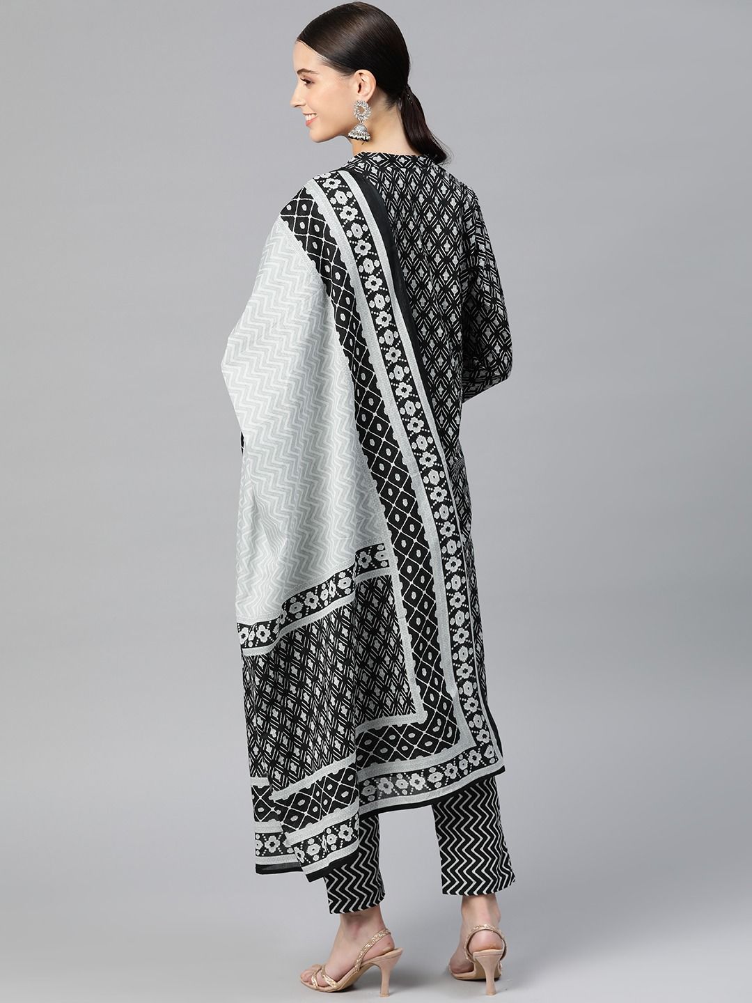 Straight Style Cotton Fabric Black Color Kurta With Bottom & Dupatta - Image 5