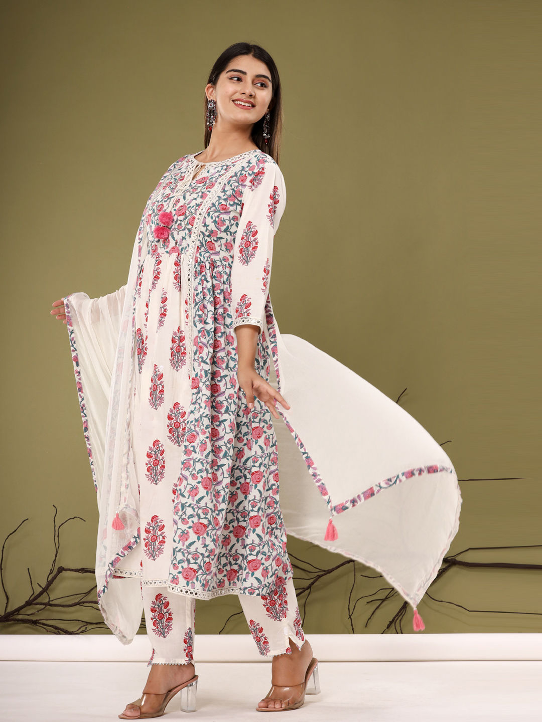 Anarkali Style Cotton Fabric Pink & White Color Kurta With Bottom & Dupatta - Image 2