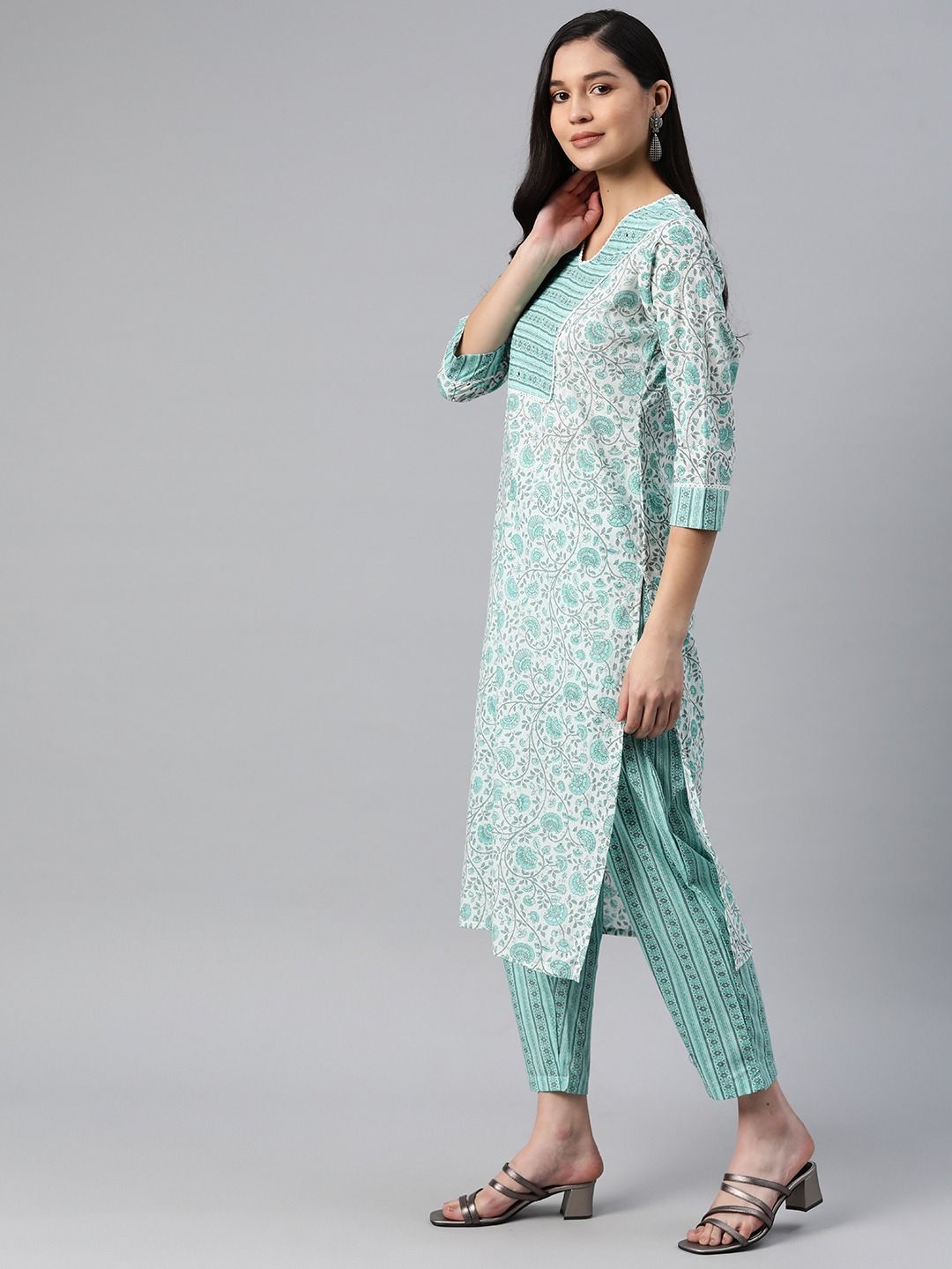 Straight Style Cotton Fabric Sea Green& White Color Kurti And Bottom With Dupatta - Image 4