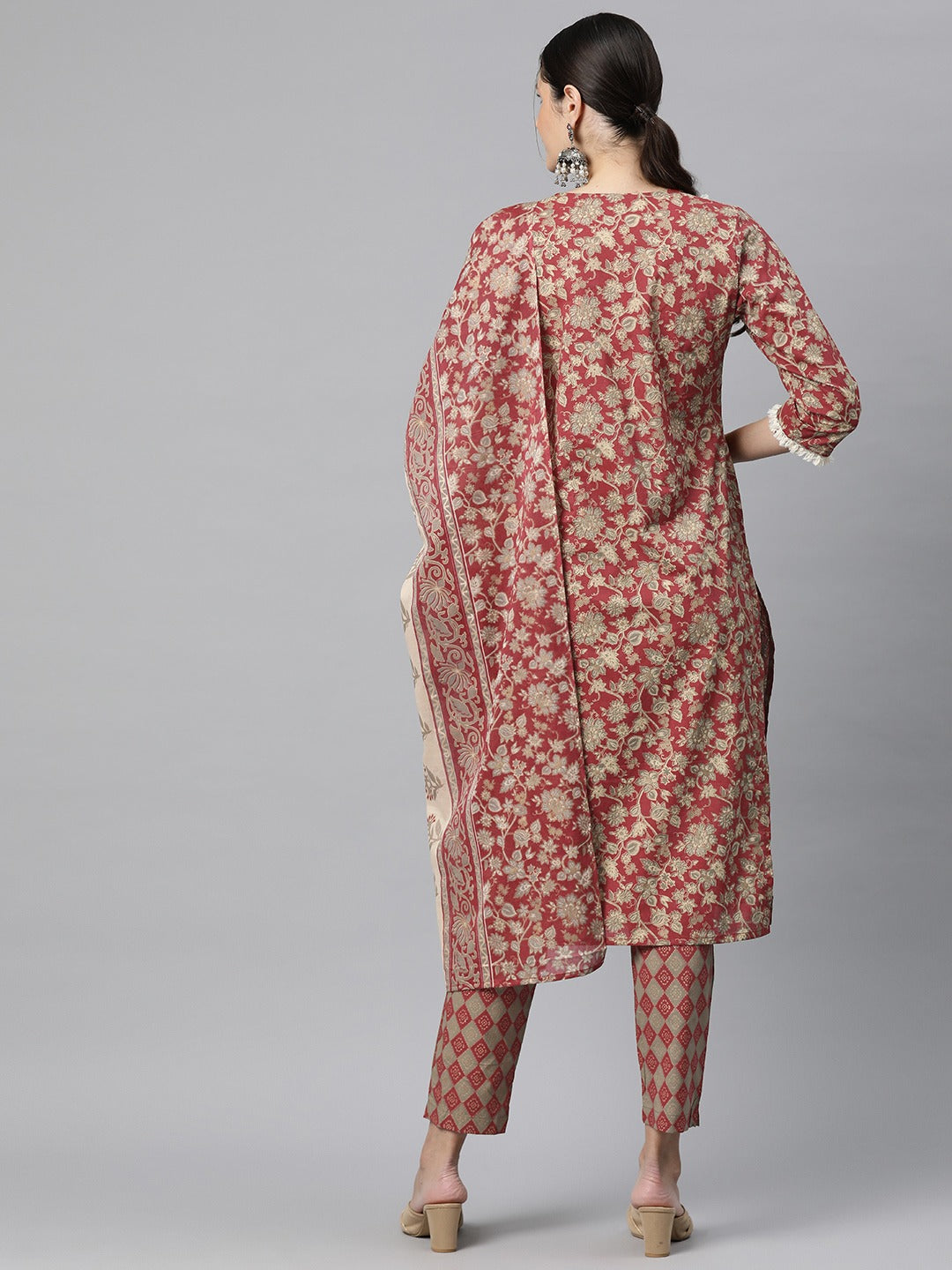 Cotton Foil Print Straight Kurta Pant And Dupatta - Image 4