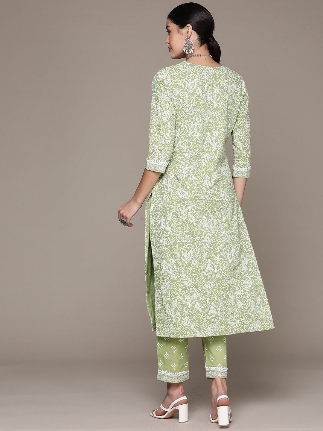 Straight Style Cotton Fabric Green Color Kurta With Bottom - Image 4