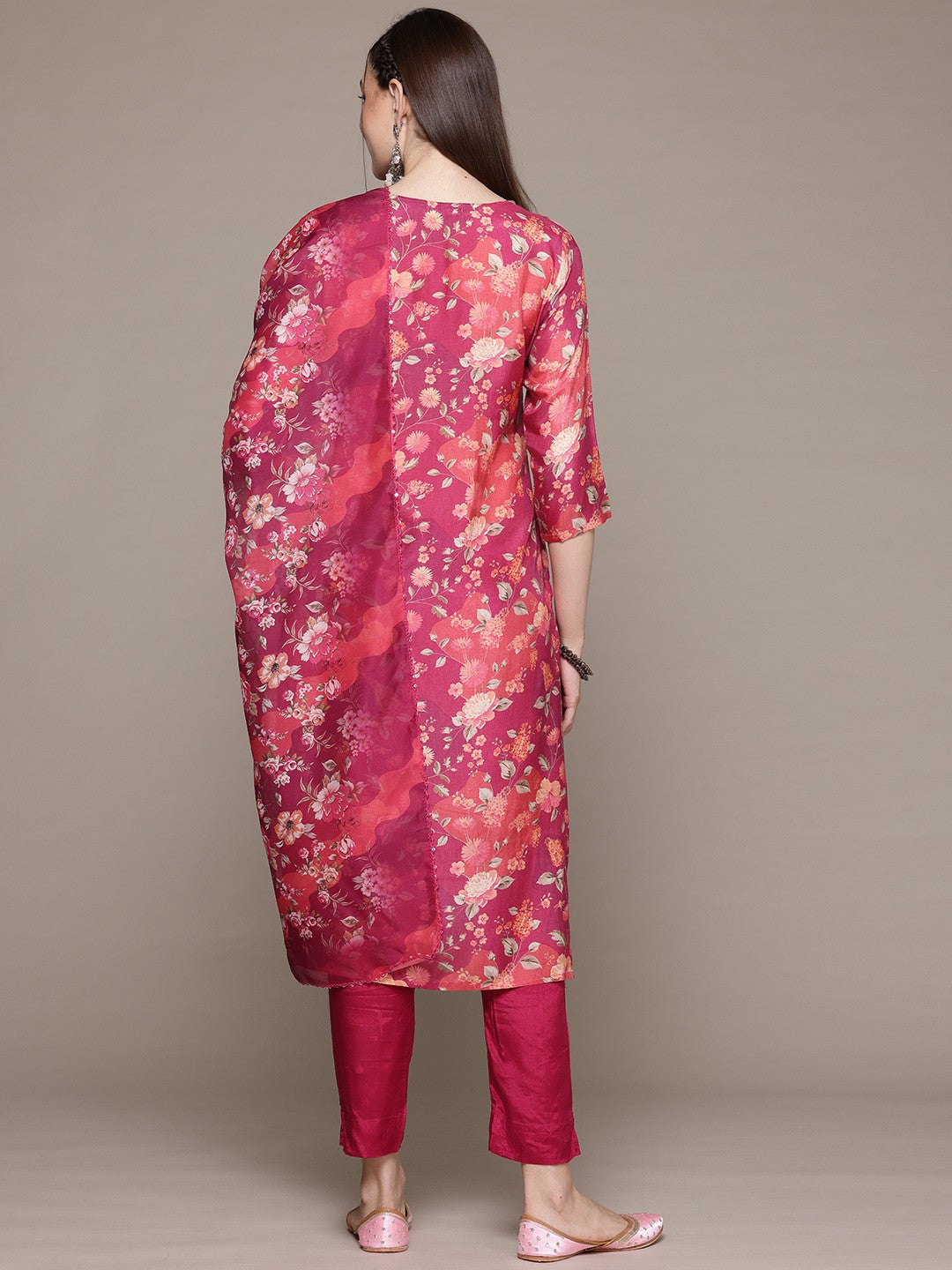 Straight Style Silk Fabric Pink Color Kurta With Bottom And Dupatta - Image 4