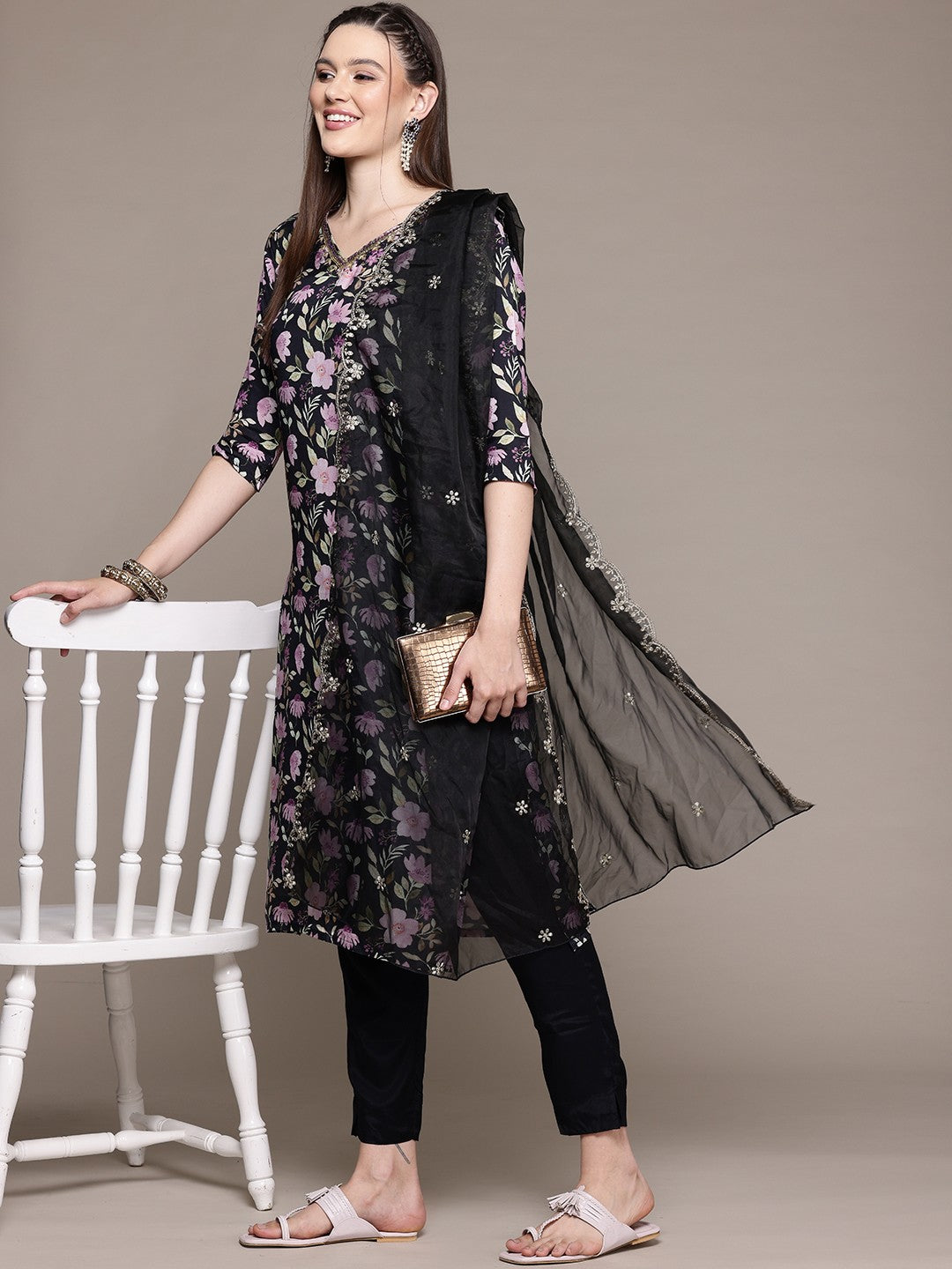 Straight Style Silk Fabric Black Color Kurta With Bottom And Dupatta - Image 2