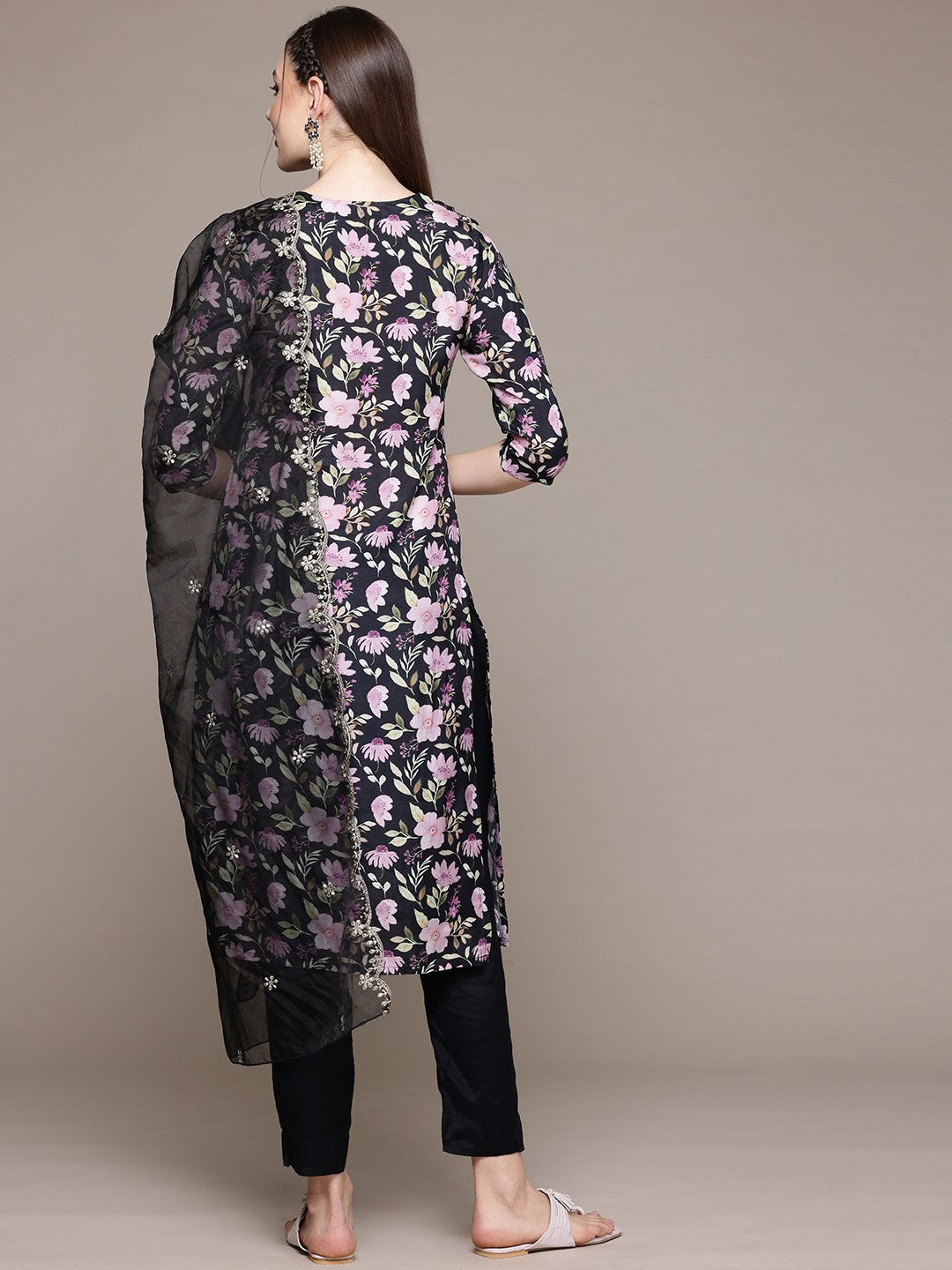 Straight Style Silk Fabric Black Color Kurta With Bottom And Dupatta - Image 4