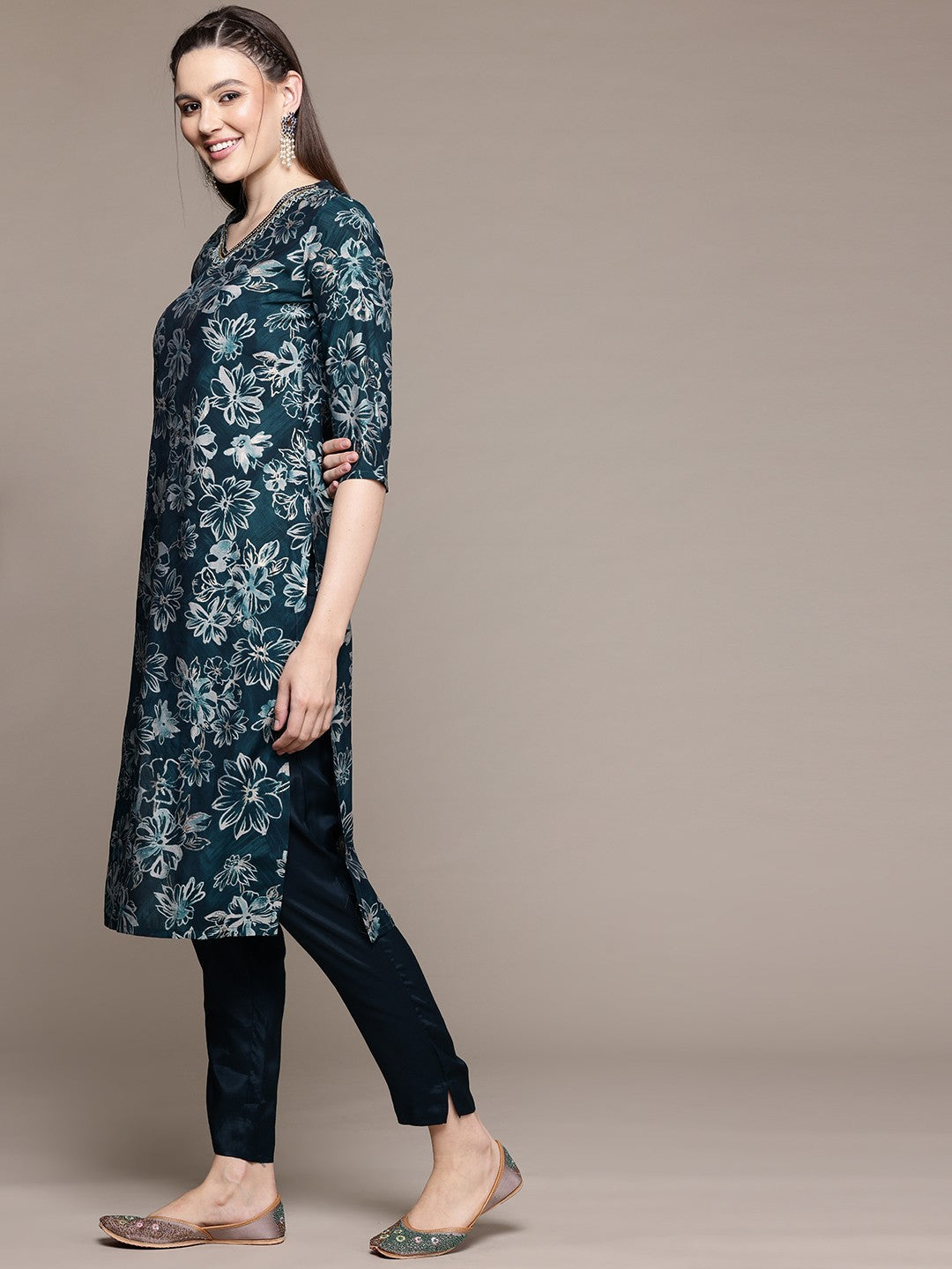 Straight Style Silk Fabric Teal Color Kurta With Bottom And Dupatta - Image 3