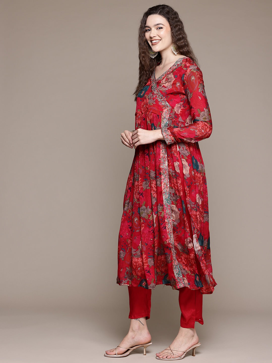 Flared Style Silk Fabric Red Color Kurta With Bottom And Dupatta - Image 3