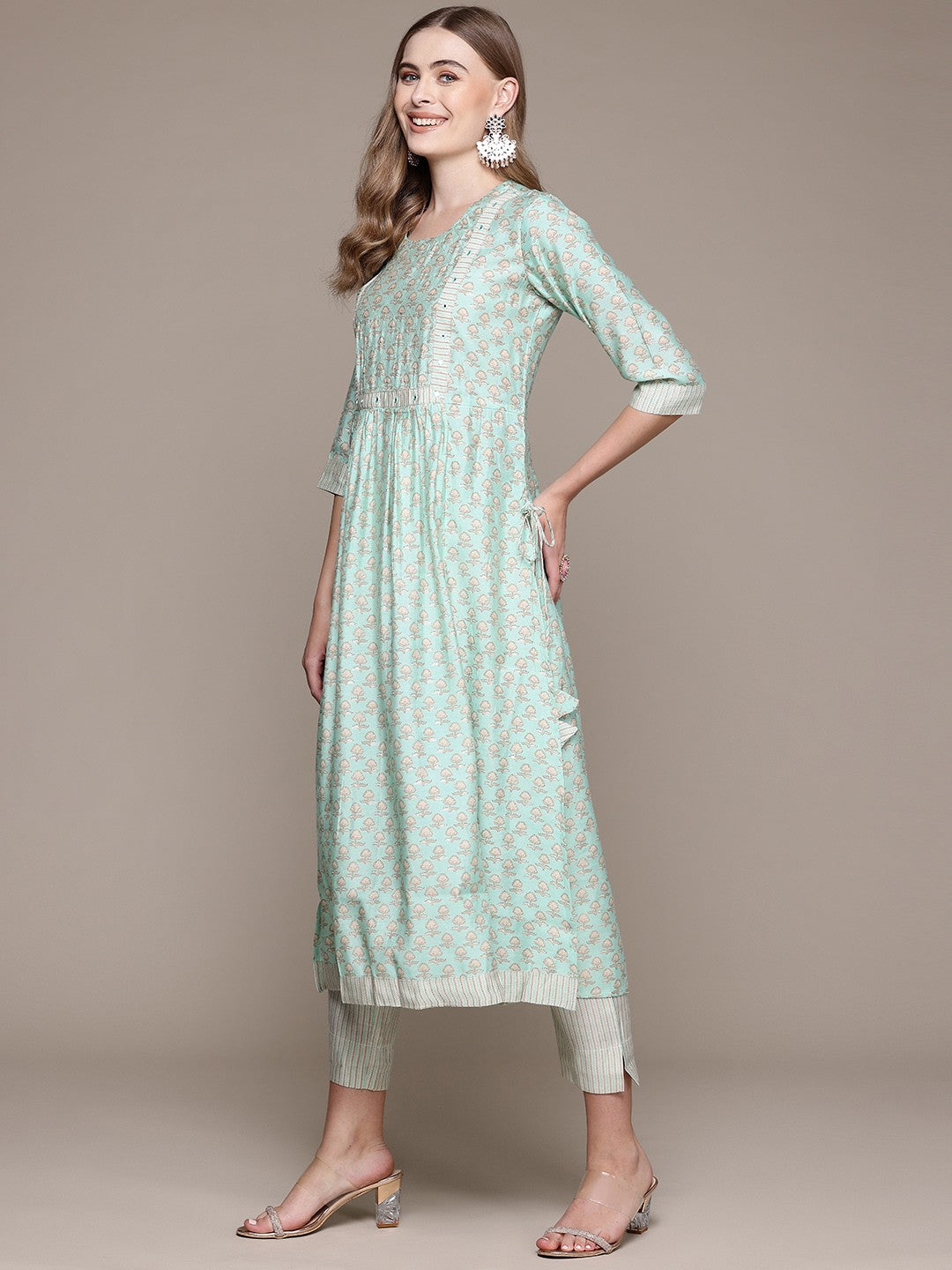 Flared Style Silk Fabric Green Color Kurta With Bottom - Image 3