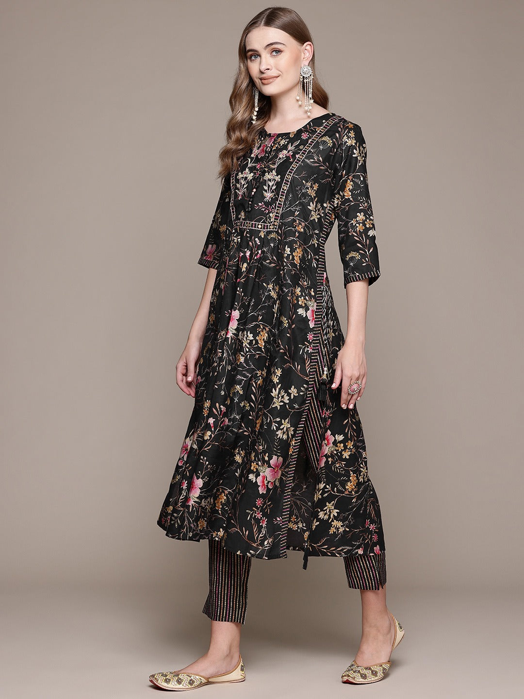 Flared Style Silk Fabric Black Color Kurta With Bottom And Dupatta - Image 3