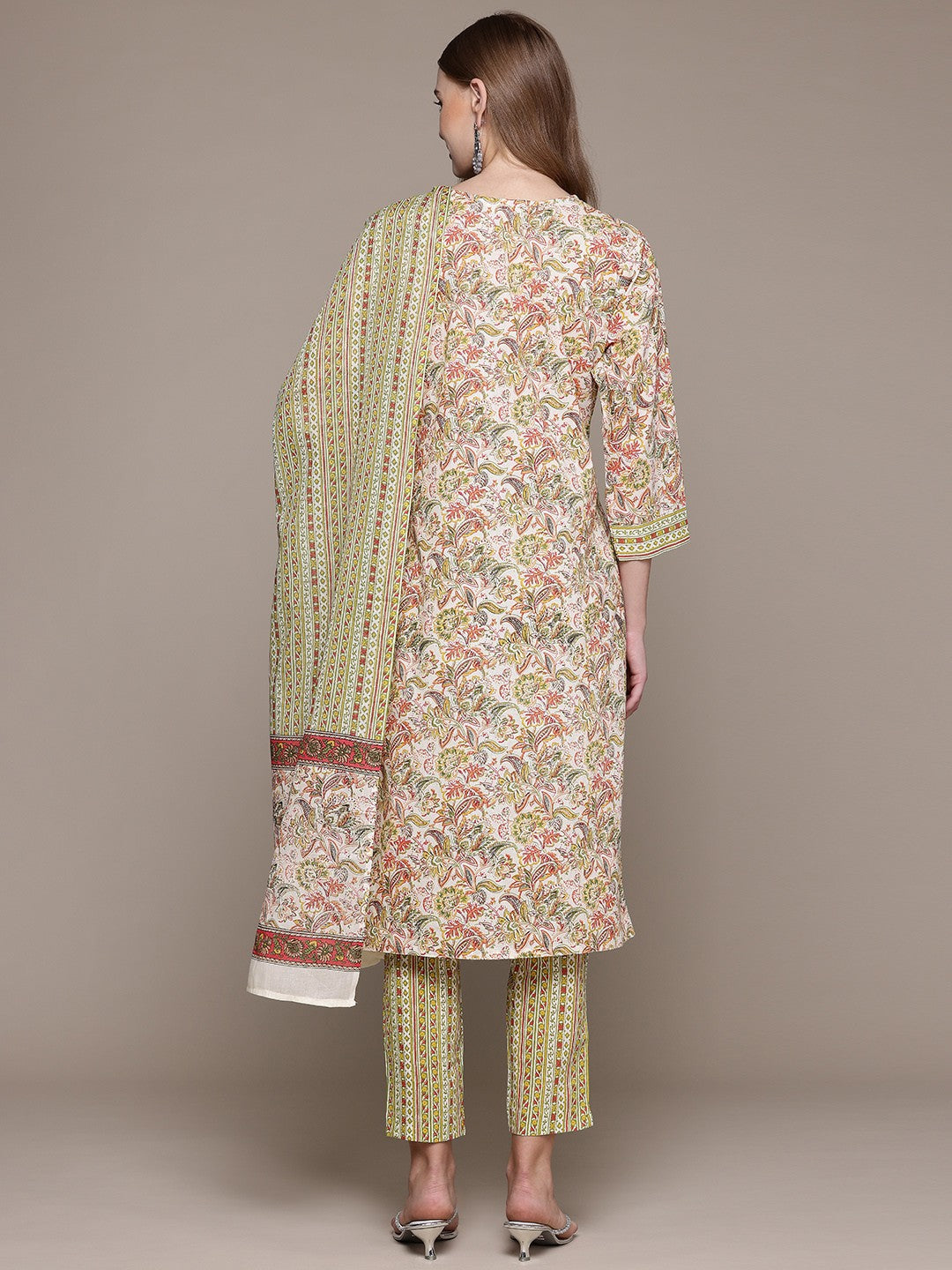 Straight Style Cotton Fabric Green Color Kurta With Bottom And Dupatta - Image 4