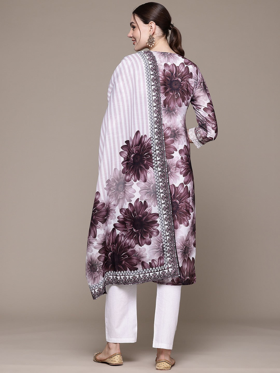 Straight style Linen fabric Violet color kurta with Bottom and Dupatta - Image 4