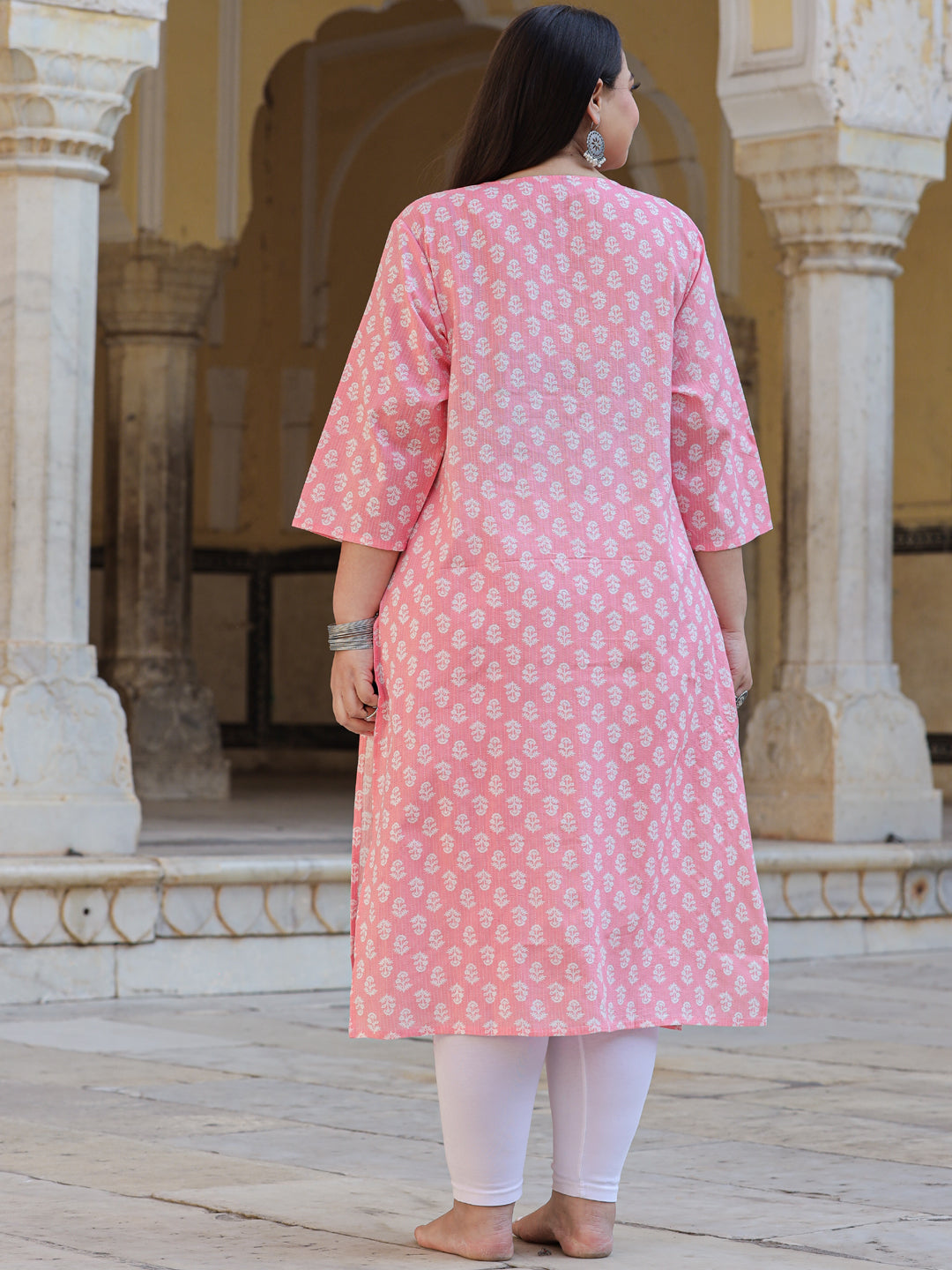 Straight Style Cotton Fabric Pink Color Kurta - Image 4