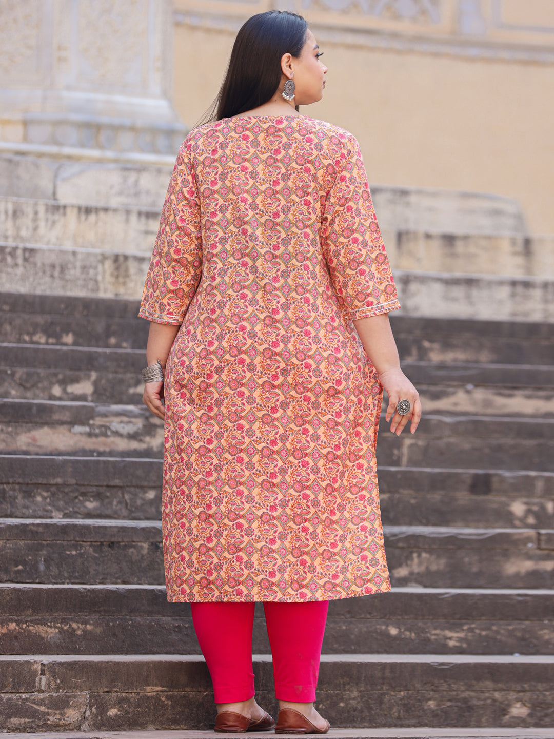 Straight Style Cotton Fabric Pink Color Kurta - Image 4