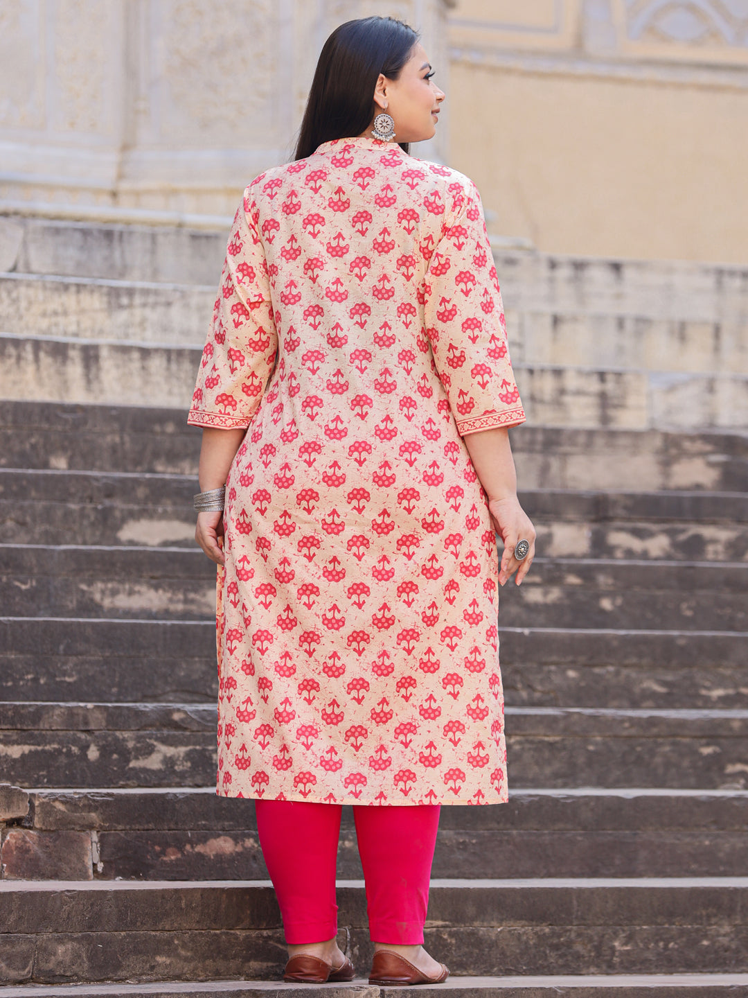 Straight Style Cotton Fabric Pink Color Kurta - Image 4
