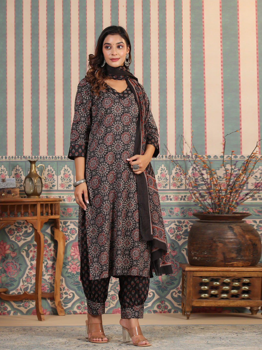 Straight Style Cotton Fabric Black Color Kurta And Bottom With Dupatta - Image 3