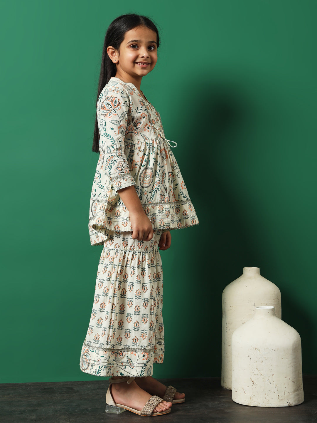 Girls Frock Style Cotton Fabric Orange Color Floral Printed Kurti And Sharara With Gotta Lace Work - Image 2