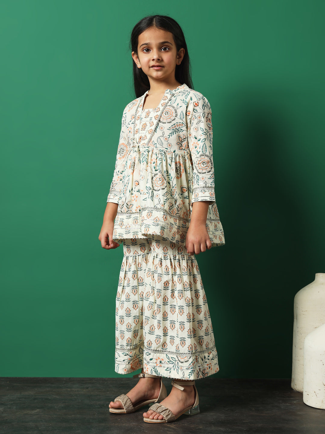 Girls Frock Style Cotton Fabric Orange Color Floral Printed Kurti And Sharara With Gotta Lace Work - Image 3