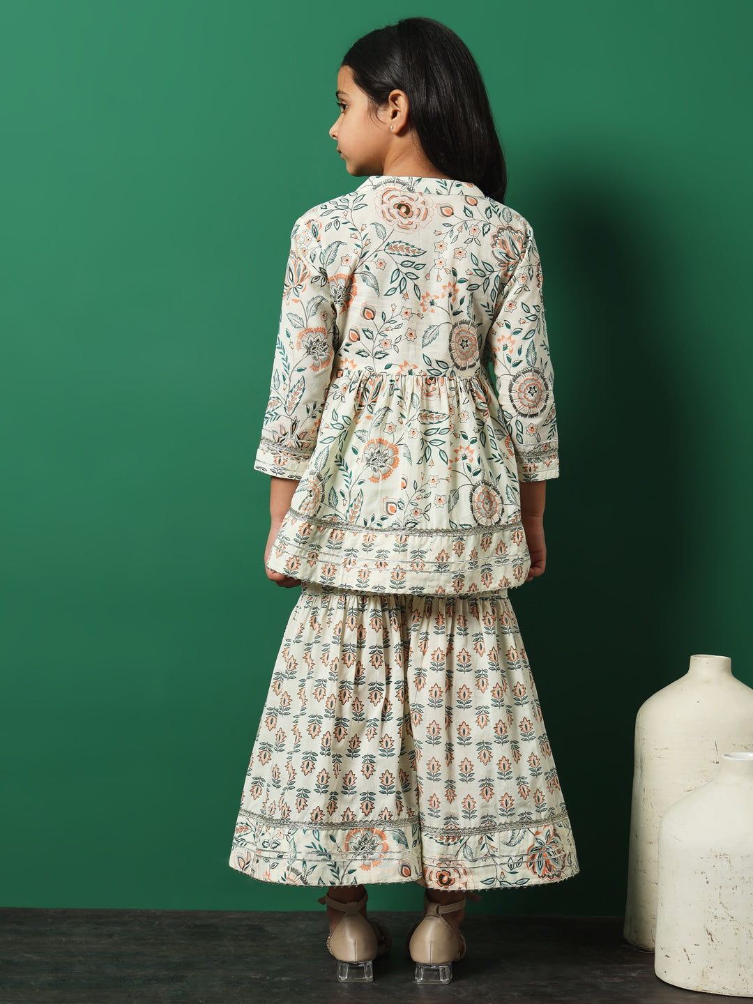 Girls Frock Style Cotton Fabric Orange Color Floral Printed Kurti And Sharara With Gotta Lace Work - Image 4