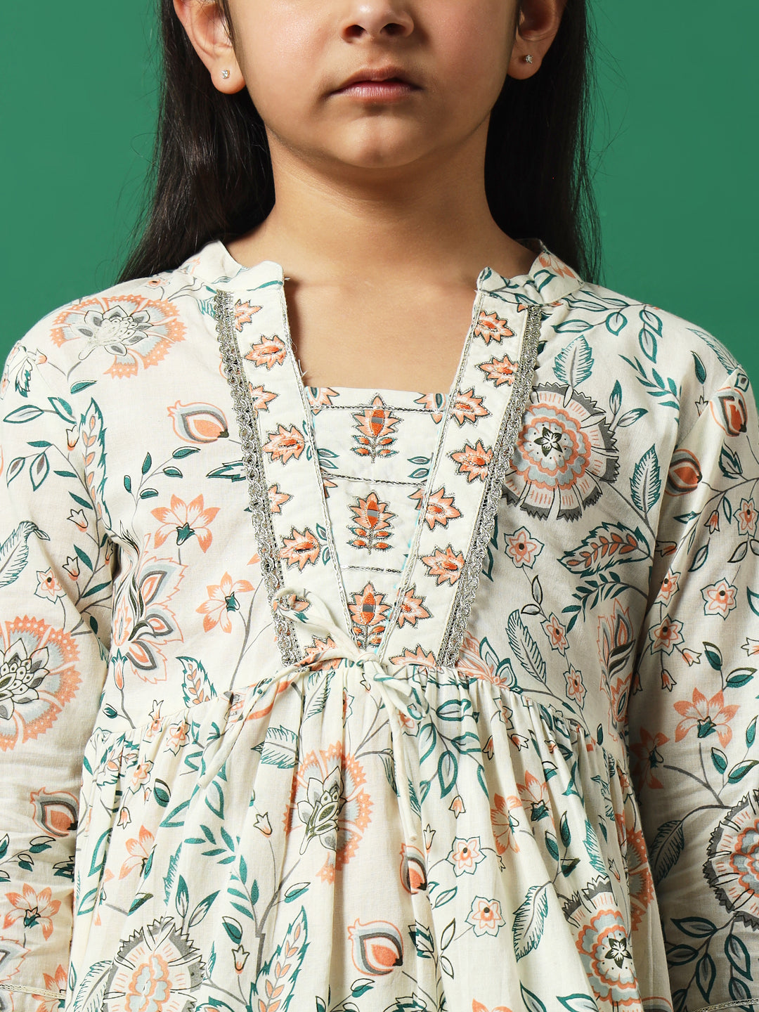 Girls Frock Style Cotton Fabric Orange Color Floral Printed Kurti And Sharara With Gotta Lace Work - Image 5