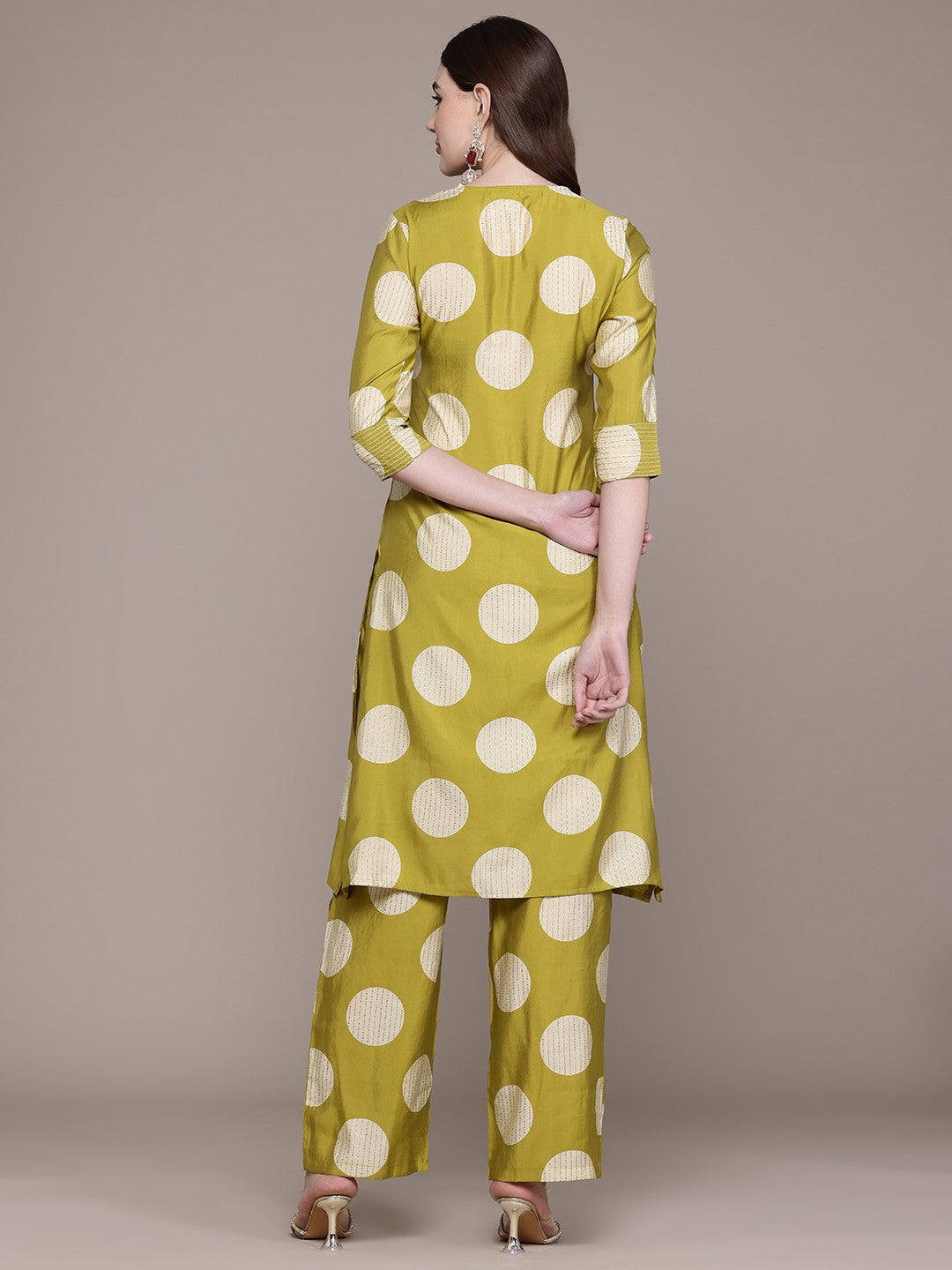 Straight Style Silk Fabric Green Colour Kurta With Bottom - Image 5