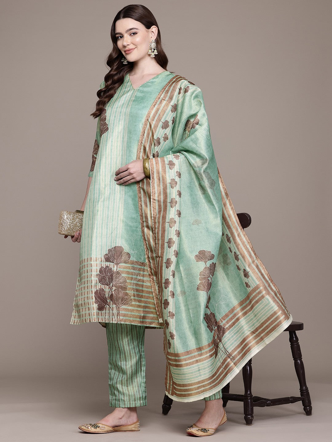 Straight Style Chanderi Silk Fabric Green Colour Kurta And Bottom With Dupatta - Image 3