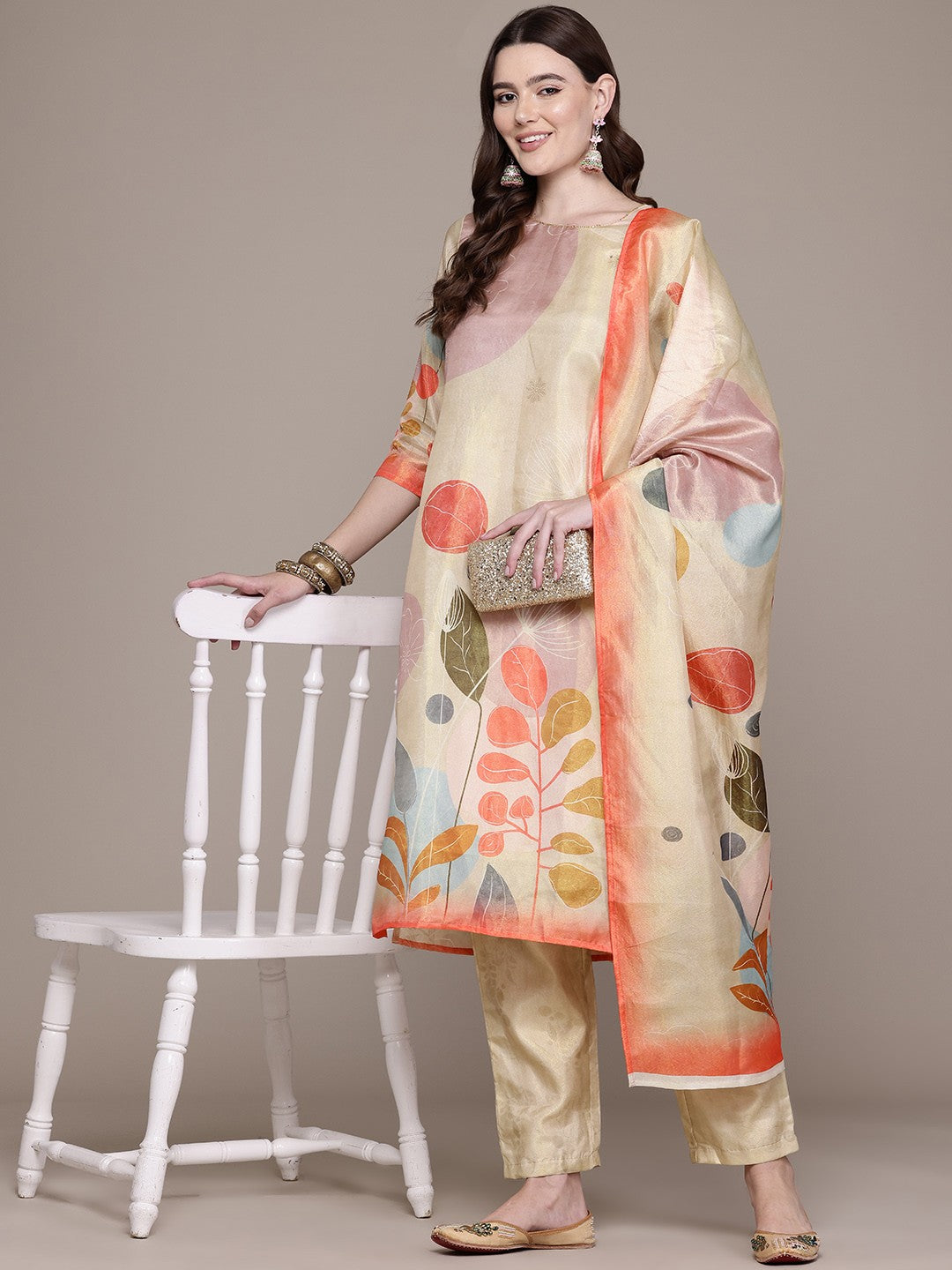 Straight Style Chanderi Silk Fabric Gold Colour Kurta And Bottom With Dupatta - Image 3