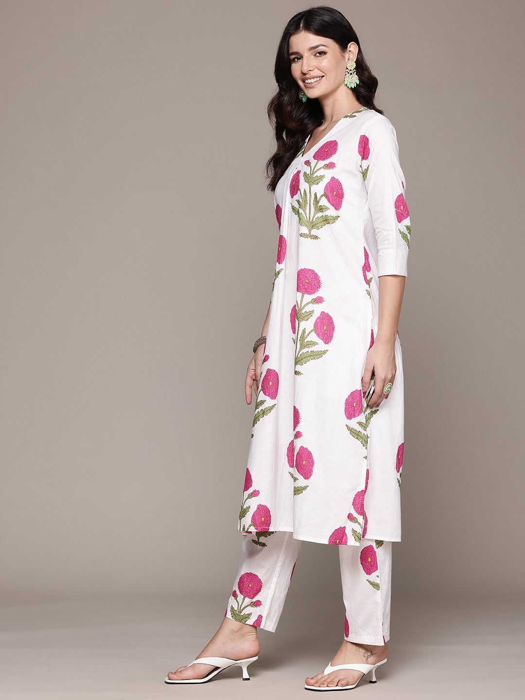 Straight Style Cotton Fabric White Color Kurta And Bottom - Image 3