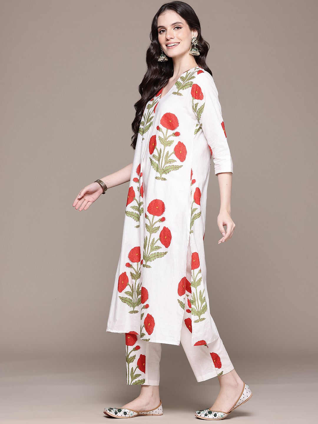 Straight Style Cotton Fabric White Color Kurta And Bottom - Image 4