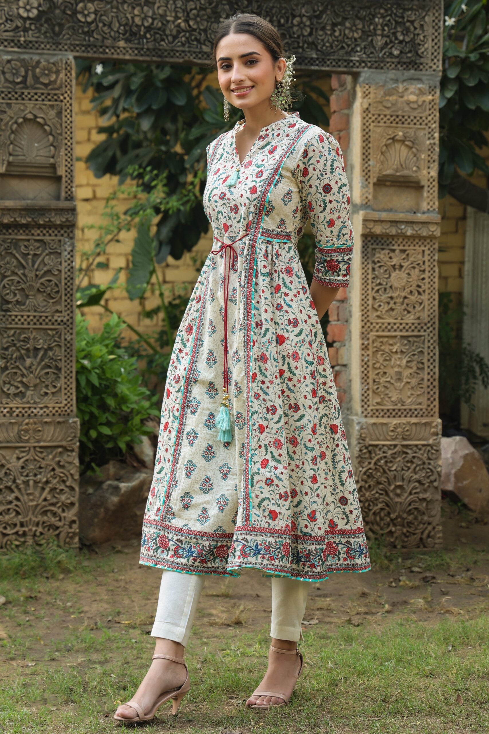Beige Cambric Printed Flared Kurta - Image 4