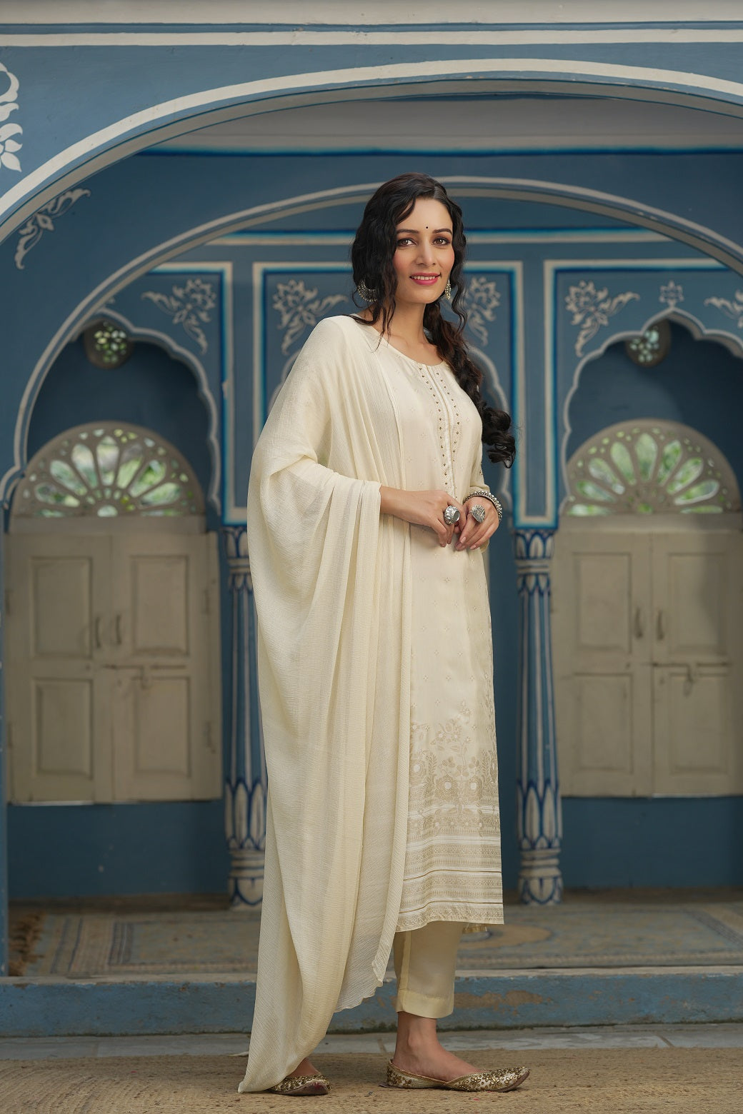 Beige Shantoon Festive Printed Straight Skd - Image 4