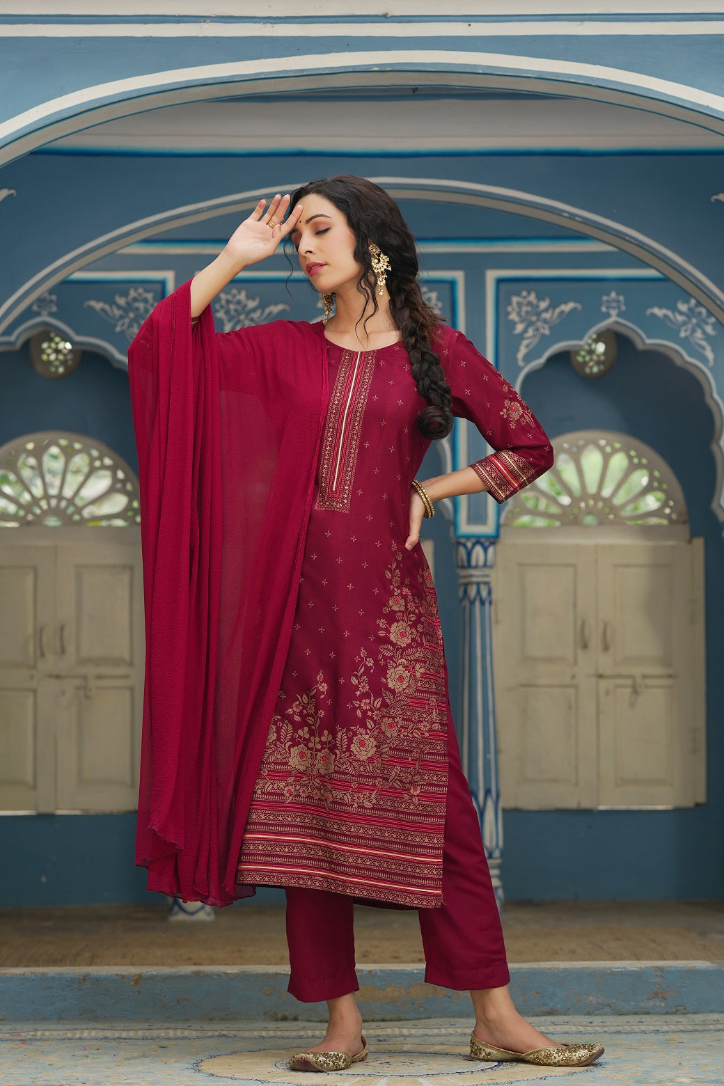 Maroon Shantoon Festive Printed Straight Skd - Image 3