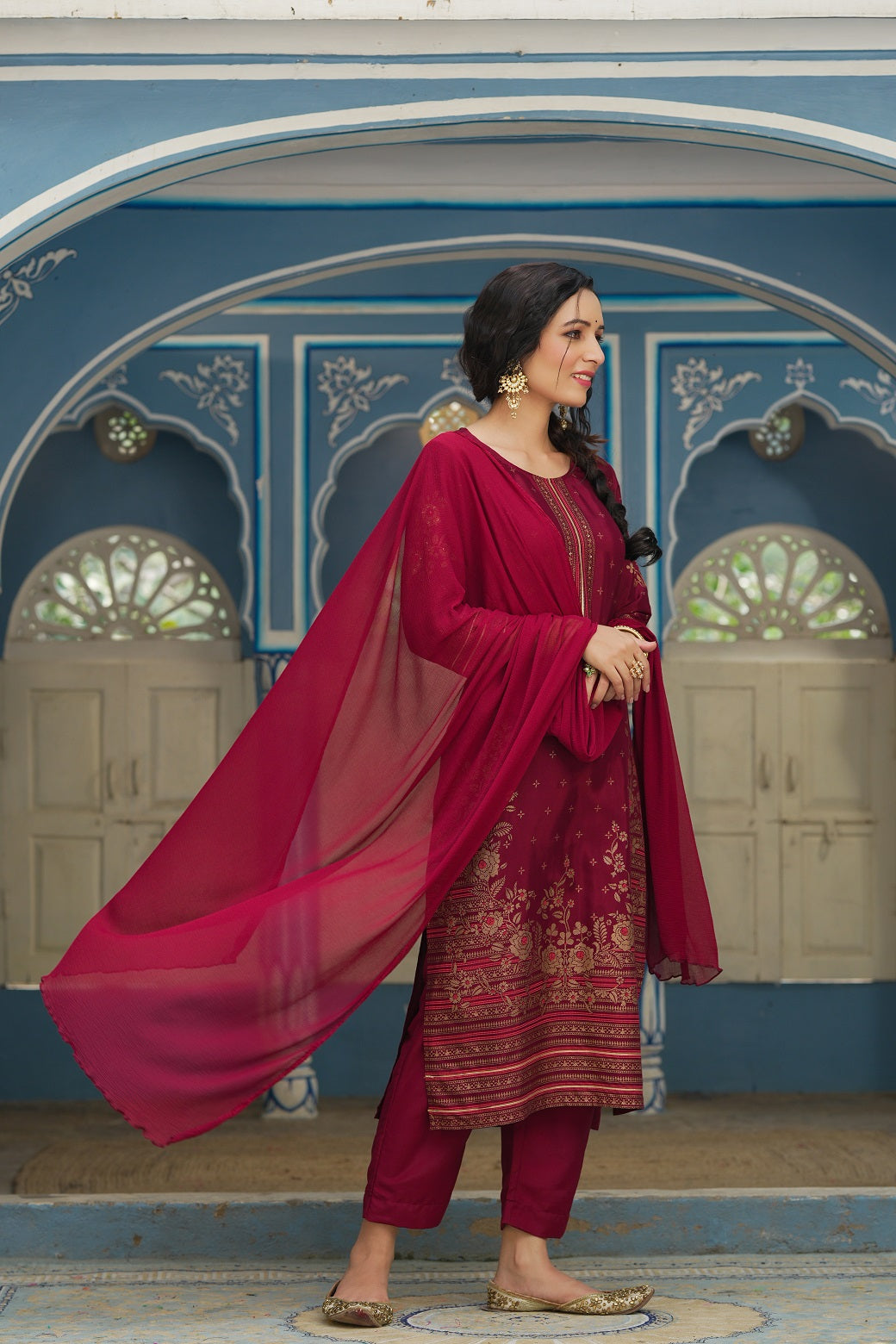 Maroon Shantoon Festive Printed Straight Skd - Image 4