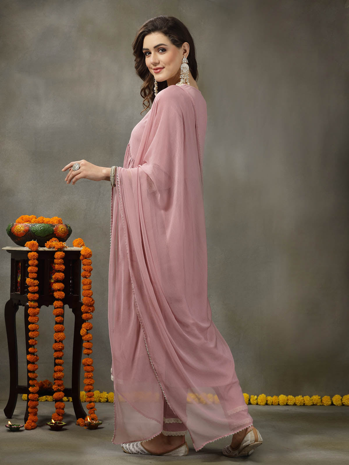 Solid Crepe Naira cut Kurta Pant Dupatta Set - Image 3