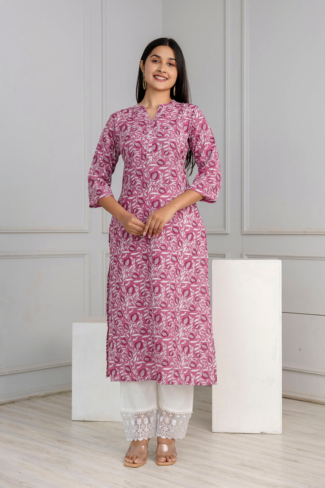 Mauve Printed Straight Kurta With Three Quarter Sleeves - Image 2