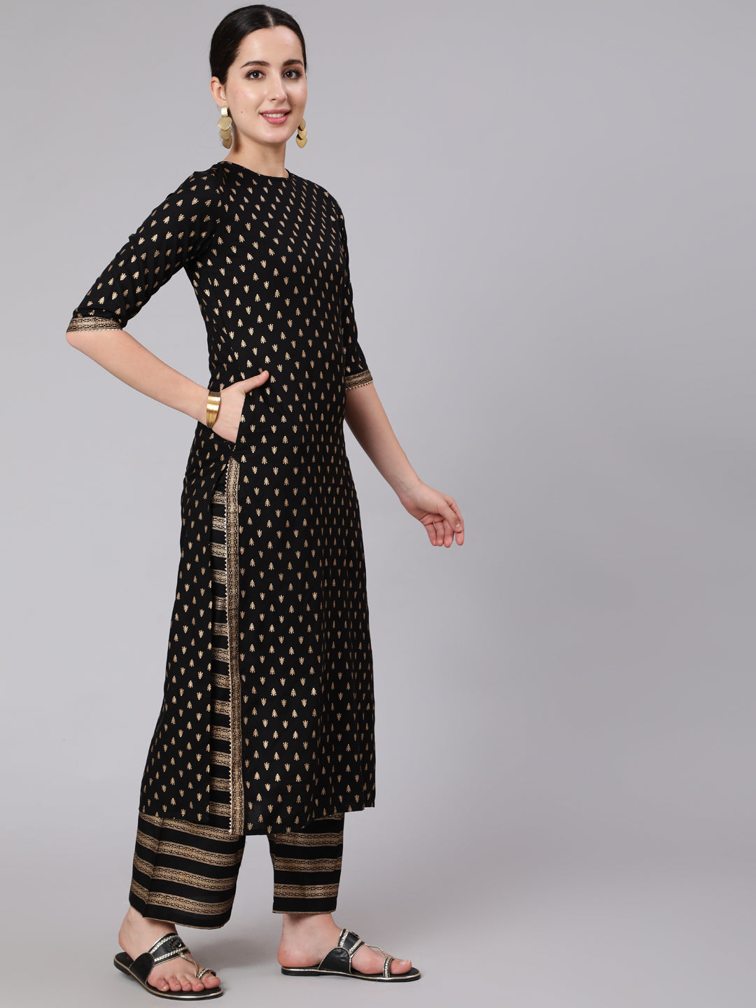 Black Gold Printed Straight Kurta Set With Net Dupatta - Image 5