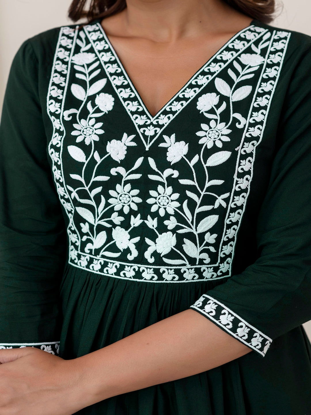 Rayon Hip Length Solid Flared 3/4 Sleeves V-Neck Solid Embroidered Top - Image 2