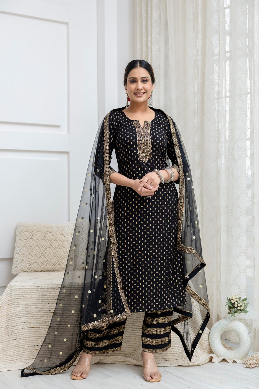 Black Gold Printed Straight Kurta Set With Net Dupatta - Image 6