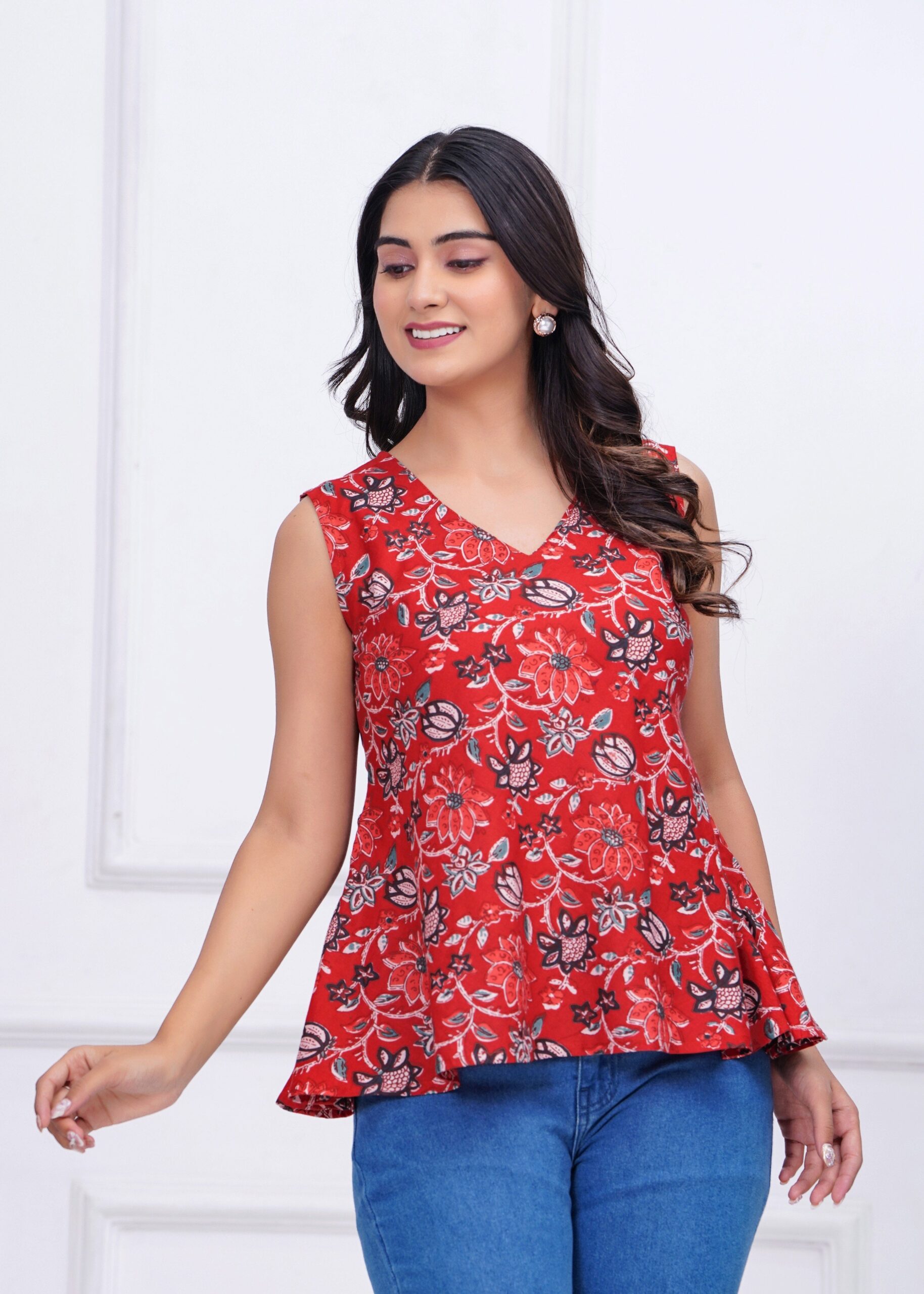 Red Floral Printed Peplum Tunic - Image 4