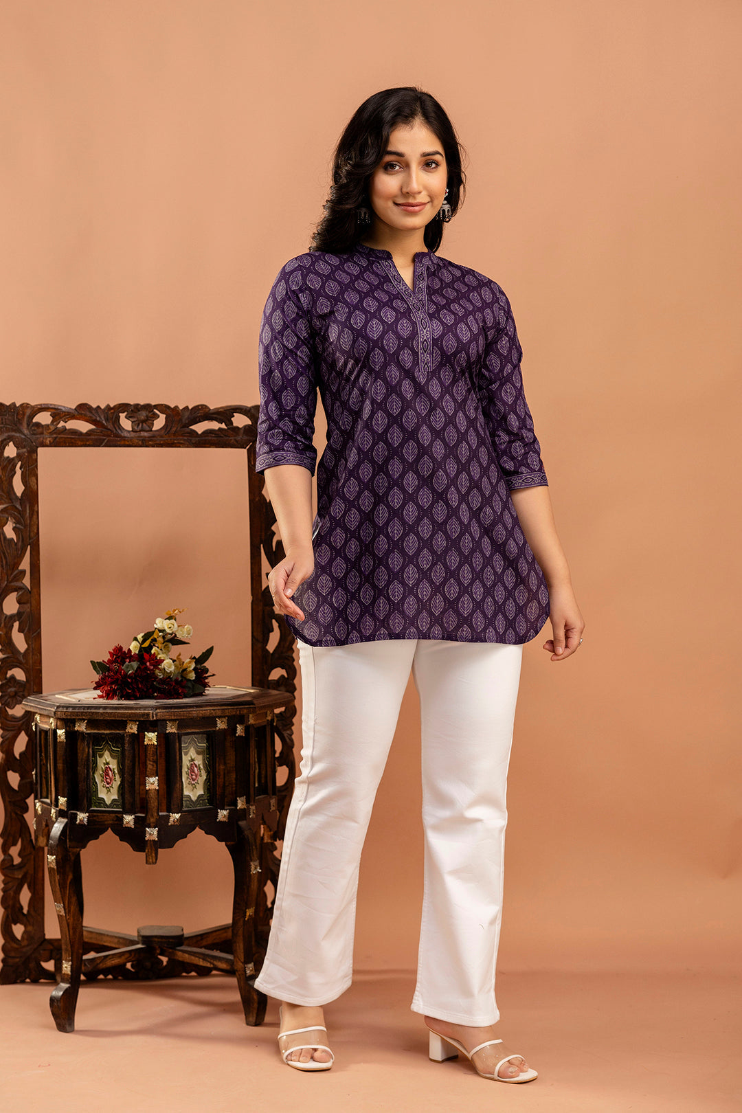 Purple Printed Straight Tunic With Three Quarter Sleeves - Image 5