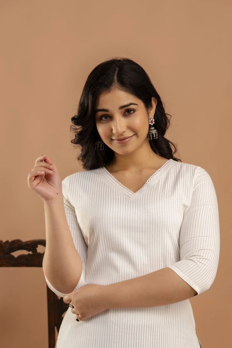 White Striped Straight Kurta with Three Quarter Sleeves - Image 4