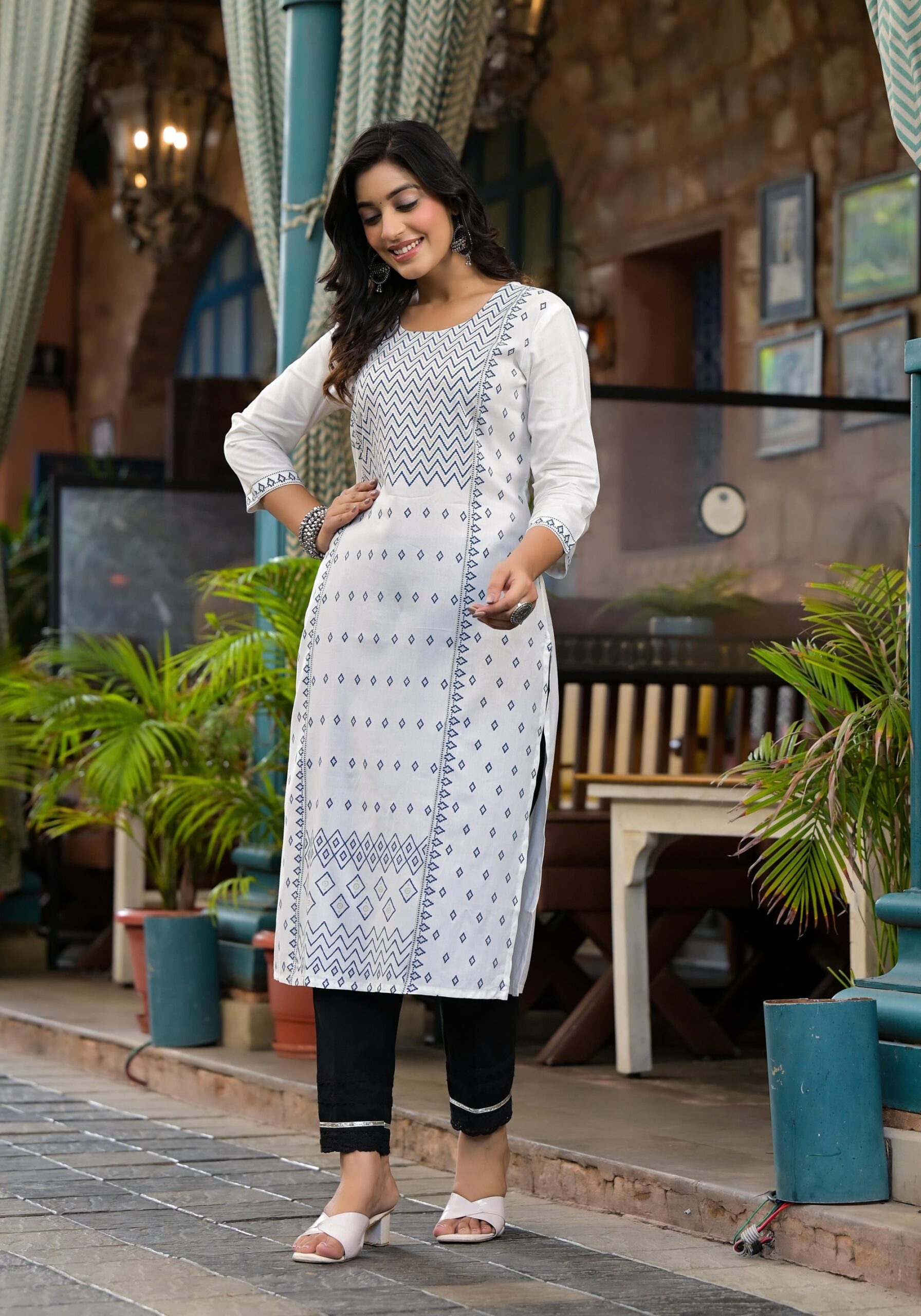 White Ethnic Motif Printed Rayon Kurta With Straight Hemline - Image 5