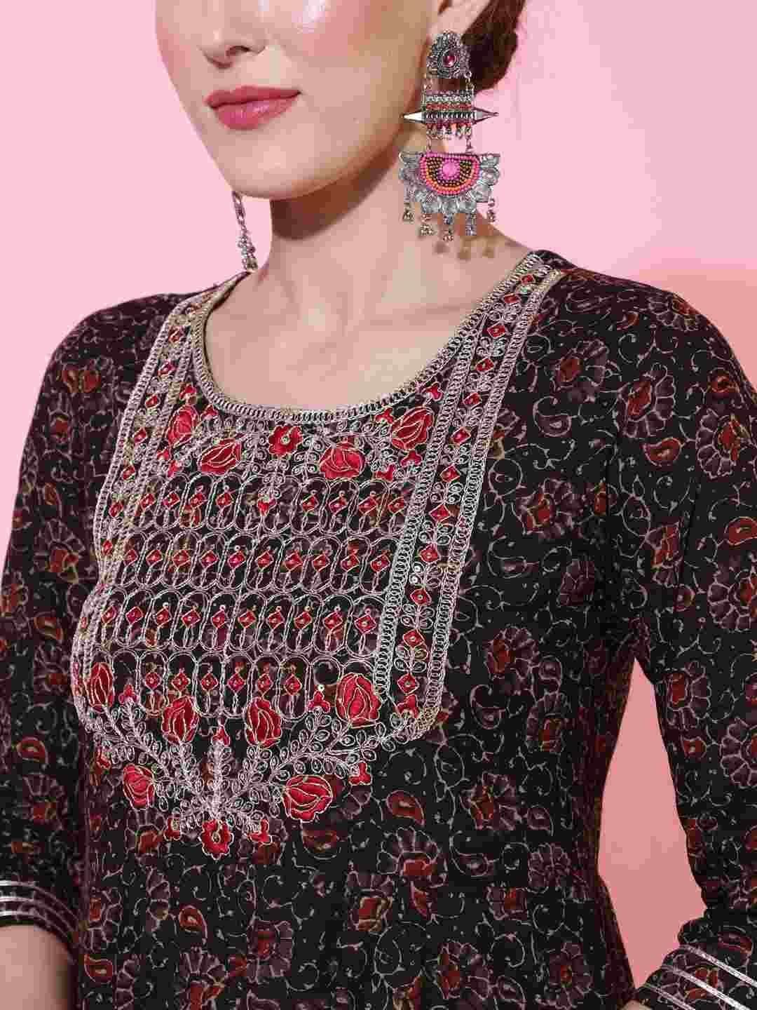 Cotton Calf Length Printed Flared 3/4 sleeves Round Neck Kurta Bottom Set - Image 2