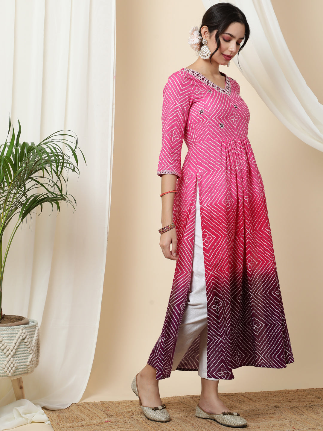 Rayon Calf Length Printed 3/4 Sleeve V-Neck Kurta - Image 6
