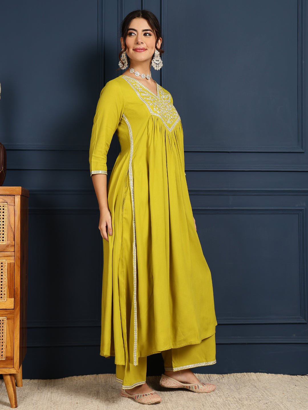 Rayon Calf Length Solid Flared 3/4 Sleeves V-Neck Kurta Bottom Dupatta Set - Image 5