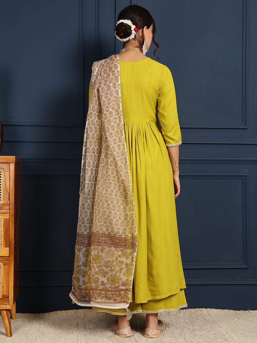 Rayon Calf Length Solid Flared 3/4 Sleeves V-Neck Kurta Bottom Dupatta Set - Image 2