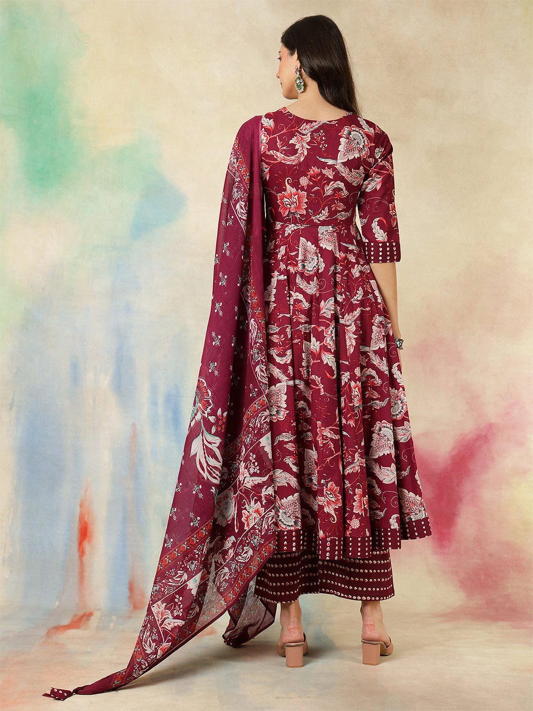 Cotton Calf Length Printed Flared 3/4 Sleeves V-Neck Kurta Suit Set With Dupatta - Image 5