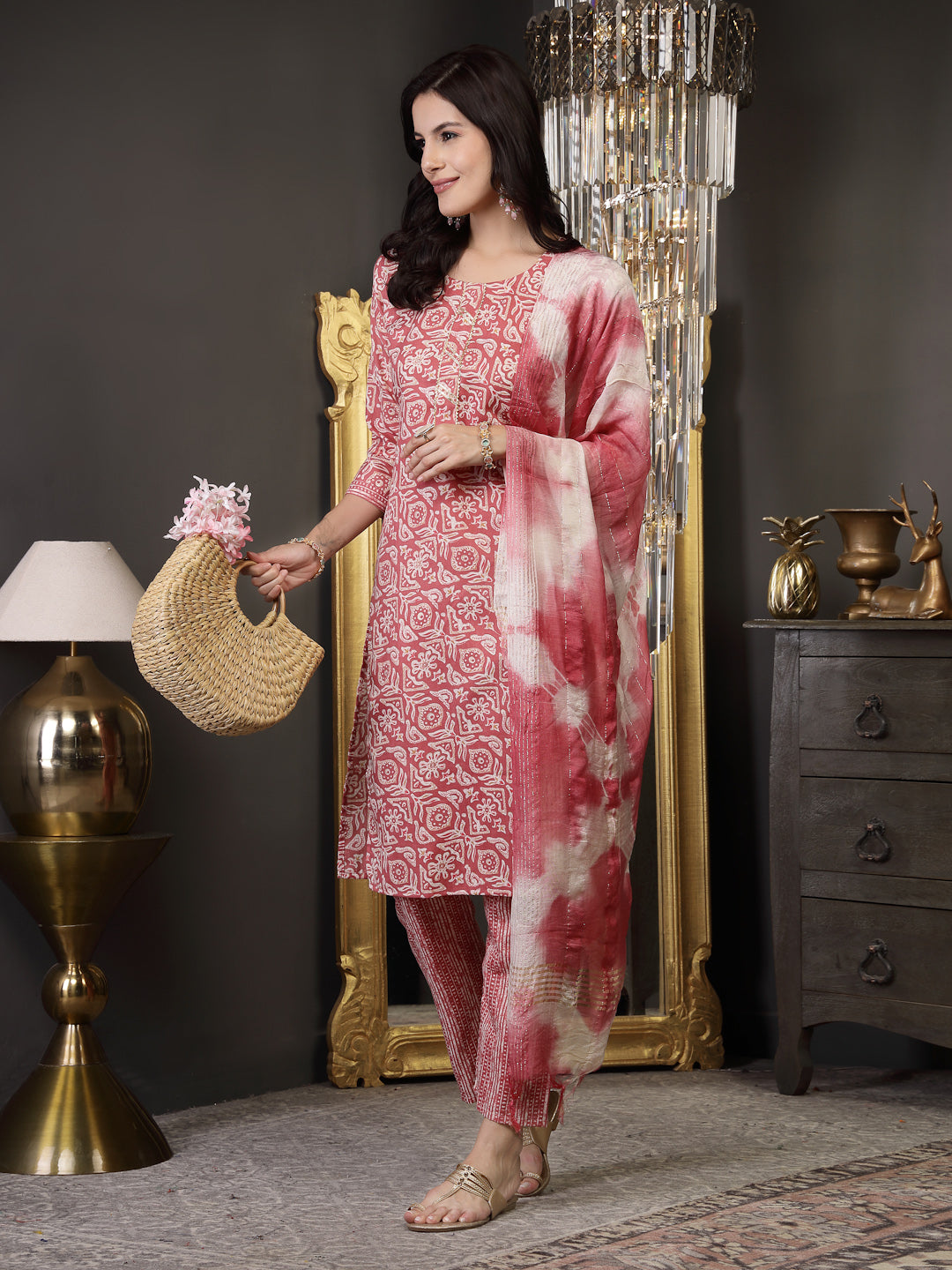 Pink Ethnic Printed Cotton Blend Straight Kurta Pant Dupatta Set - Image 4