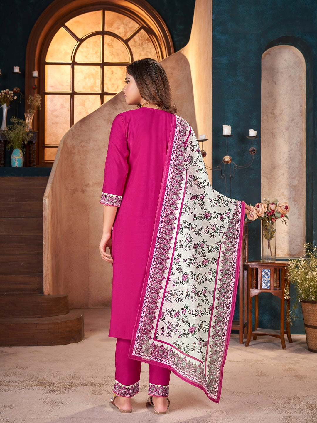Magenta Solid & Embroidered Silk Straight Kurta Pant Dupatta Set - Image 4