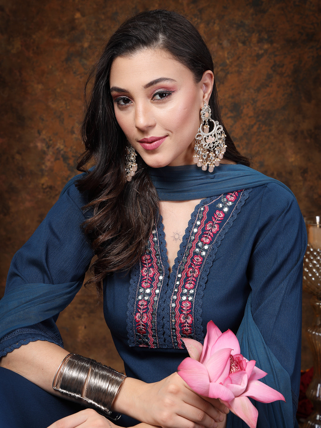 Teal Solid & Embroidered Italian Crush Straight Kurta Pant Dupatta Set - Image 2