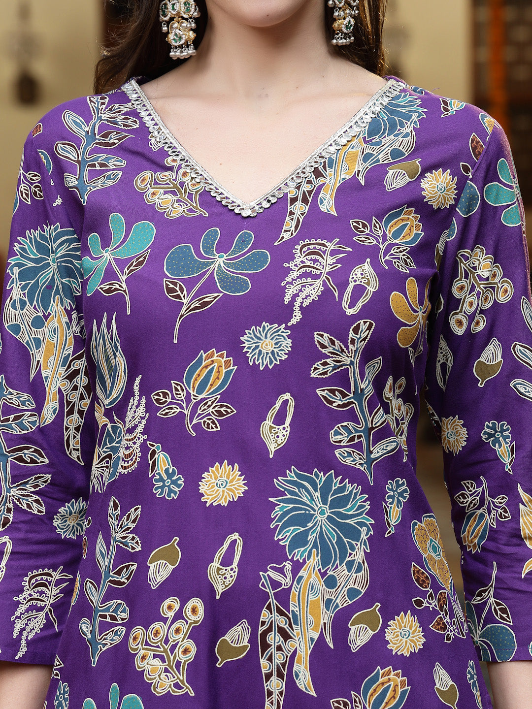 Violet Floral Printed Rayon Straight Kurta Pant Dupatta Set - Image 2